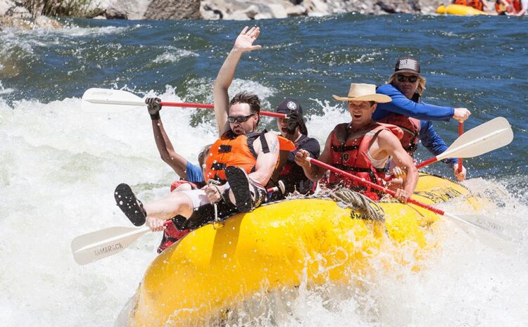  White water rafting