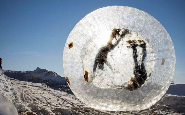  Zorbing